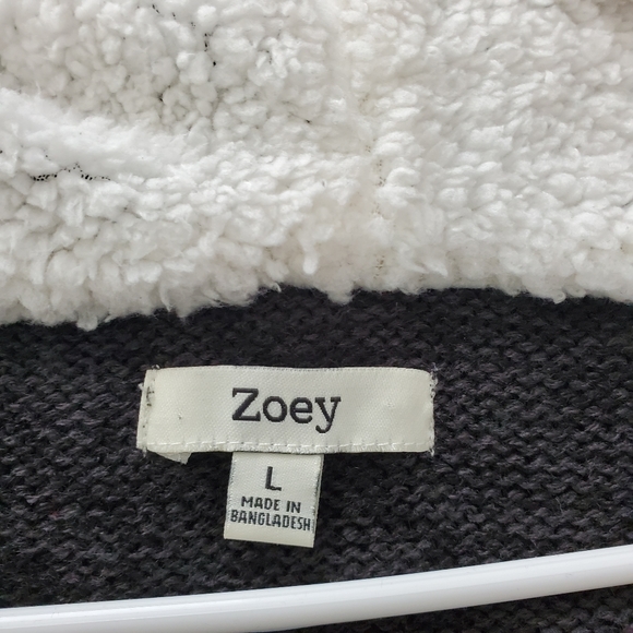 Cardigan - Picture 2 of 3